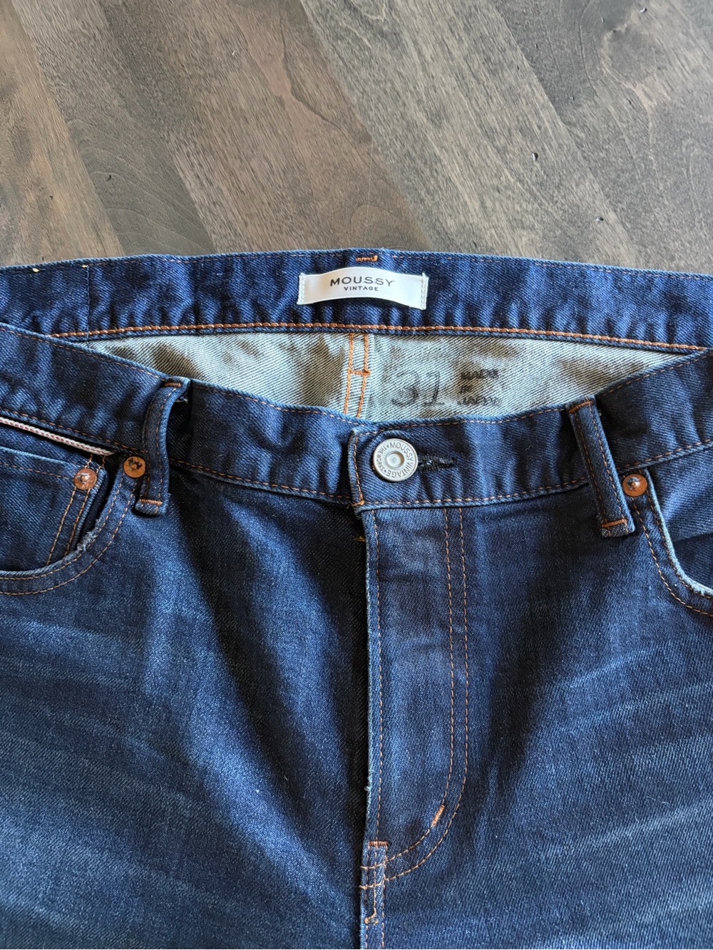 Moussy Vintage Jeans - Picture 3 of 4